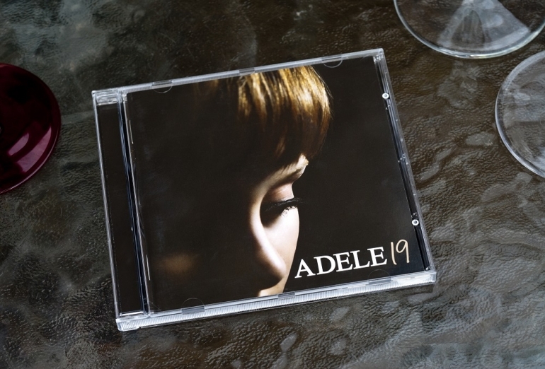 Adele(アデル)