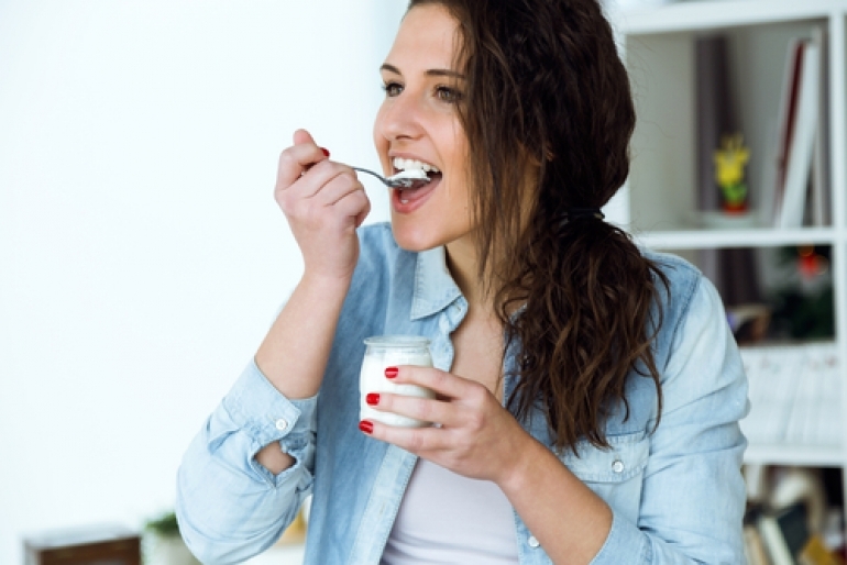 おいしくお口環境をケアしようヨーグルトやサプリメントに含まれる乳酸菌で虫歯や歯周病対策の始め方 キレイスタイルニュース