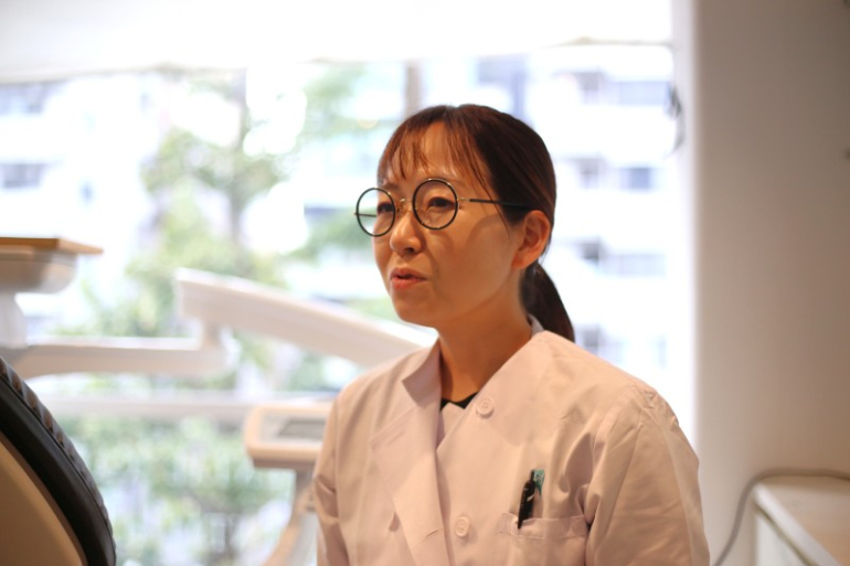 小川 綾子先生2